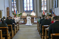 Feier der 1. Heiligen Kommunion in Sankt Crescentius (Foto: Karl-Franz Thiede)